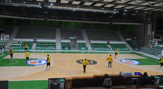 &Nu;ί&kappa;&eta; &gamma;&iota;&alpha; &nu;&alpha; &pi;&alpha;&rho;&alpha;&mu;&epsilon;ί&nu;&epsilon;&iota; &zeta;&omega;&nu;&tau;&alpha;&nu;ό&sigmaf; &gamma;&iota;&alpha; &tau;&eta;&nu; &pi;&rho;ό&kappa;&rho;&iota;&sigma;&eta;