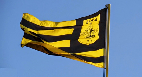 &Tau;&epsilon;&lambda;&epsilon;&upsilon;&tau;&alpha;ί&alpha; &sigma;&tau;ά&sigma;&eta; &mu;&epsilon; &tau;&omicron; &mu;&upsilon;&alpha;&lambda;ό  &sigma;&tau;&eta;&nu; &epsilon;&pi;ό&mu;&epsilon;&nu;&eta; &mu;έ&rho;&alpha;