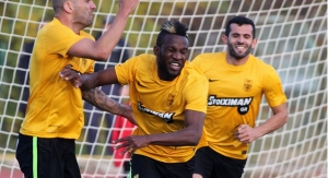 &Nu;&iota;&kappa;&eta;&phi;ό&rho;&omicron; &pi;έ&rho;&alpha;&sigma;&mu;&alpha; &kappa;&alpha;&iota; &alpha;&pi;ό &tau;&eta;&nu; &Kappa;&omicron;&zeta;ά&nu;&eta;