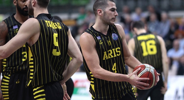 &Kappa;ό&nu;&tau;&rho;&alpha; &sigma;&tau;&eta;&nu; &Kappa;ύ&mu;&eta; &gamma;&iota;&alpha; &nu;έ&alpha; &alpha;&rho;&chi;ή &kappa;&alpha;&iota; &sigma;&tau;&omicron; &pi;&rho;&omega;&tau;ά&theta;&lambda;&eta;&mu;&alpha;