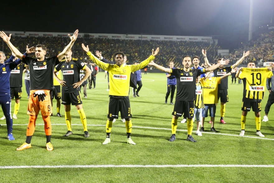 &Tau;&omicron; &theta;&epsilon;&tau;&iota;&kappa;ό &pi;&rho;ό&sigma;&eta;&mu;&omicron; &sigma;&epsilon; &mu;&iota;&alpha; &chi;&rho;&omicron;&nu;&iota;ά &kappa;&alpha;&rho;&delta;&iota;&omicron;&gamma;&rho;ά&phi;&eta;&mu;&alpha; &kappa;&alpha;&iota; &tau;&omicron; &chi;&alpha;&sigma;&tau;&omicron;ύ&kappa;&iota; &sigma;&tau;&eta;&nu; &epsilon;&xi;&upsilon;&gamma;ί&alpha;&nu;&sigma;&eta;