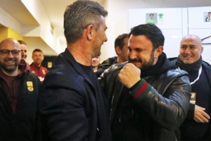 &Alpha;&nu;&alpha;&zeta;&eta;&tau;ώ&nu;&tau;&alpha;&sigmaf; &tau;&eta; &sigma;&omicron;&beta;&alpha;&rho;ό&tau;&eta;&tau;&alpha;, &mu;&epsilon; &tau;&omicron; &epsilon;&upsilon;&rho;&omega;&pi;&alpha;ϊ&kappa;ό &epsilon;&iota;&sigma;&iota;&tau;ή&rho;&iota;&omicron; &sigma;&tau;&omicron; &chi;έ&rho;&iota;