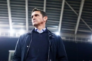 &Nu;έ&omicron;&sigmaf; &pi;&rho;&omega;&tau;&alpha;&gamma;&omega;&nu;&iota;&sigma;&tau;ή&sigmaf;, ί&delta;&iota;&omicron; &sigma;&epsilon;&nu;ά&rho;&iota;&omicron;