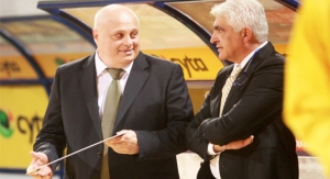 Ά&lambda;&lambda;&omicron;&iota; &pi;&omicron;&nu;ά&nu;&epsilon; &kappa;&alpha;&iota; ά&lambda;&lambda;&omicron;&iota; &pi;&alpha;&nu;&eta;&gamma;&upsilon;&rho;ί&zeta;&omicron;&upsilon;&nu;