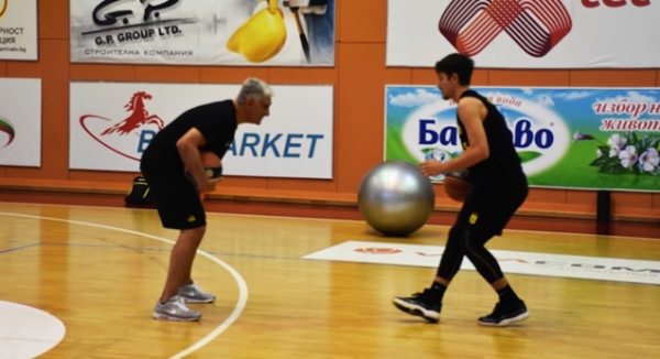 &Sigma;&upsilon;&nu;&epsilon;&chi;ί&zeta;&epsilon;&tau;&alpha;&iota; &eta; &pi;&rho;&omicron;&epsilon;&tau;&omicron;&iota;&mu;&alpha;&sigma;ί&alpha; &sigma;&tau;&omicron; &Pi;&rho;ά&beta;&epsilon;&tau;&sigmaf; &epsilon;&nu; &mu;έ&sigma;&omega;&hellip; &nu;έ&omega;&nu; &pi;&rho;&omicron;&sigma;&phi;&upsilon;&gamma;ώ&nu;!