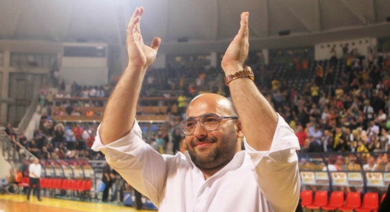 &Alpha;&pi;ό &tau;&eta;&nu; &epsilon;&lambda;&pi;ί&delta;&alpha; &sigma;&tau;&omicron; ό&rho;&alpha;&mu;&alpha; &mu;&epsilon; &tau;&omicron;&nu; &Lambda;ά&sigma;&kappa;&alpha;&rho;&eta; &sigma;&tau;&omicron; &tau;&iota;&mu;ό&nu;&iota; &tau;&eta;&sigmaf; &Kappa;&Alpha;&Epsilon;!