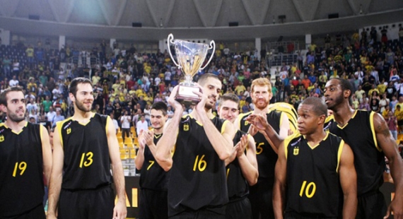 H "&beta;&alpha;&tau;ή" &kappa;&lambda;ή&rho;&omega;&sigma;&eta; &tau;&omicron;&upsilon; &pi;&rho;&omega;&tau;&alpha;&theta;&lambda;ή&mu;&alpha;&tau;&omicron;&sigmaf; &kappa;&alpha;&iota; &omicron; &delta;&rho;ό&mu;&omicron;&sigmaf; &pi;&rho;&omicron;&sigmaf; &tau;&omicron;&nu; &tau;&epsilon;&lambda;&iota;&kappa;ό &tau;&omicron;&upsilon; &kappa;&upsilon;&pi;έ&lambda;&lambda;&omicron;&upsilon;