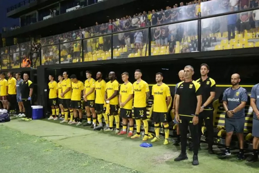 &Alpha;&pi;ό &tau;&omicron;&nu; &omicron;&rho;&theta;&omicron;&lambda;&omicron;&gamma;&iota;&sigma;&mu;ό &sigma;&tau;&omicron;&nu; &pi;&alpha;&rho;&alpha;&lambda;&omicron;&gamma;&iota;&sigma;&mu;ό, 3 &epsilon;&beta;&delta;&omicron;&mu;ά&delta;&epsilon;&sigmaf; &delta;&rho;ό&mu;&omicron;&sigmaf;