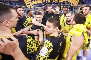 &Kappa;&epsilon;&rho;&delta;ί&zeta;&epsilon;&iota; &Eta;&rho;&alpha;&kappa;&lambda;ή &kappa;&alpha;&iota; &alpha;&nu;&alpha;&sigma;&alpha;ί&nu;&epsilon;&iota;