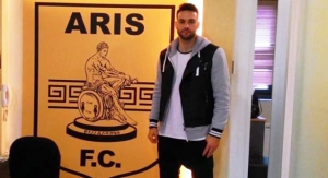 &Sigma;&upsilon;&nu;&epsilon;&chi;ί&zeta;&epsilon;&tau;&alpha;&iota; &eta; &epsilon;&nu;ί&sigma;&chi;&upsilon;&sigma;&eta;