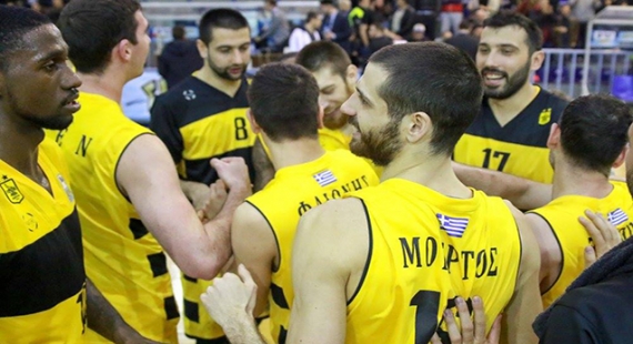 &Eta; &mu;ά&chi;&eta; &tau;&eta;&sigmaf; 3&eta;&sigmaf; &theta;έ&sigma;&eta;&sigmaf; &kappa;&alpha;&iota; &tau;&omicron; &pi;&epsilon;&rho;&iota;&theta;ώ&rho;&iota;&omicron; &lambda;ά&theta;&omicron;&upsilon;&sigmaf;