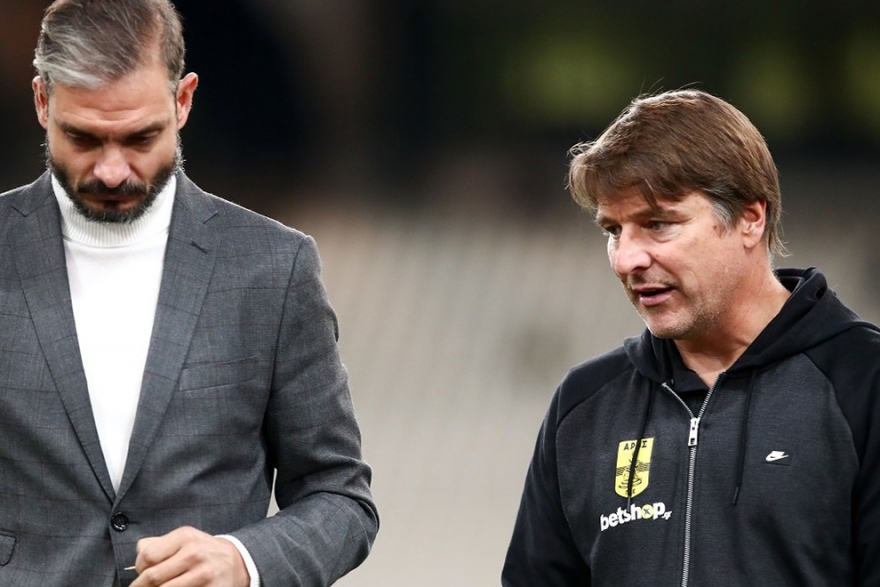 &Mu;&epsilon; &mu;&pi;ό&lambda;&iota;&kappa;&epsilon;&sigmaf; &alpha;&lambda;&lambda;&alpha;&gamma;έ&sigmaf; &eta; &pi;&rho;ό&beta;&alpha; &eta;&mu;&iota;&tau;&epsilon;&lambda;&iota;&kappa;&omicron;ύ