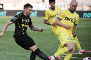 &Alpha;&sigma;&tau;έ&rho;&alpha;&sigmaf; &Tau;&rho;ί&pi;&omicron;&lambda;&eta;&sigmaf; &ndash; &Alpha;&Rho;&Eta;&Sigma; 1-1 | &Mu;&omicron;&rho;ό&nu; &kappa;&alpha;&iota; VAR &tau;&omicron;&nu; &kappa;&rho;ά&tau;&eta;&sigma;&alpha;&nu; &sigma;&tau;&omicron; &Chi;