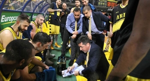 &Kappa;ό&nu;&tau;&rho;&alpha; &sigma;&tau;&eta; &Beta;&iota;&lambda;&epsilon;&rho;&mu;&pi;ά&nu; ...&pi;&alpha;ί&zeta;&epsilon;&iota; &tau;&alpha; &rho;έ&sigma;&tau;&alpha; &tau;&omicron;&upsilon;